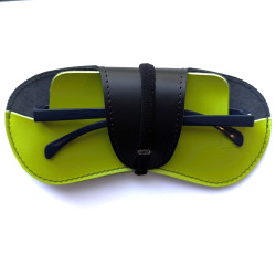 Etui lunettes vert fluo  avec lunettes Face